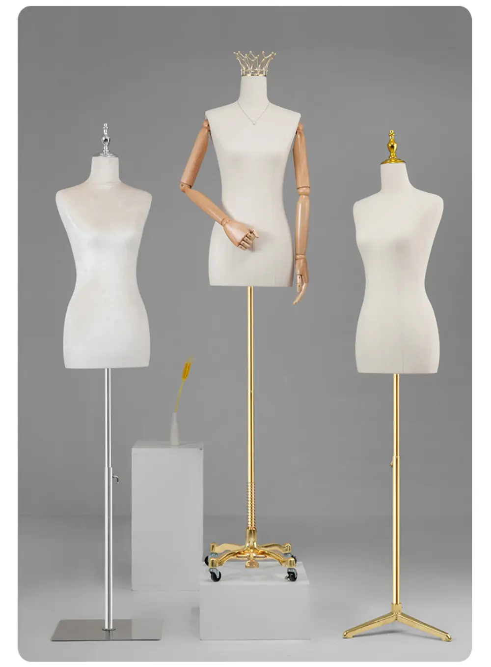 Bridal gown mannequin for wedding dress display and sale at bridal showers in wedding shop- Richenmannequin (11) Bridal gown mannequin for wedding dress display and sale at bridal showers in wedding shop- Richenmannequin mannequin supplier