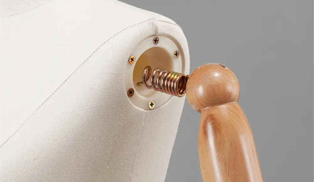 Bridal gown mannequin for wedding dress display and sale at bridal showers in wedding shop- Richenmannequin (17) Bridal gown mannequin for wedding dress display and sale at bridal showers in wedding shop- Richenmannequin mannequin supplier Bridal gown mannequin for wedding dress display and sale at bridal showers in wedding shop- Richenmannequin mannequin supplier