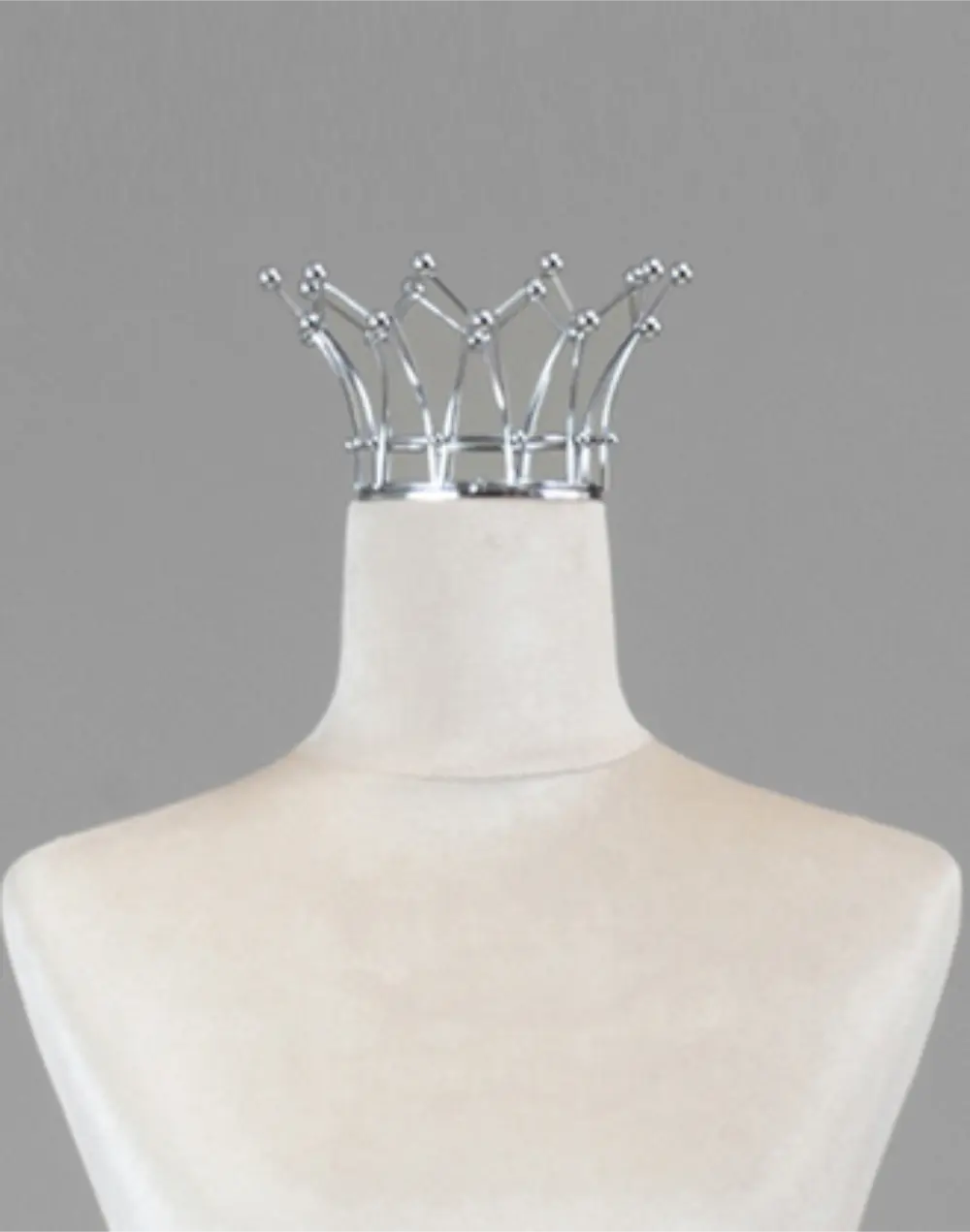 Bridal gown mannequin for wedding dress display and sale at bridal showers in wedding shop- Richenmannequin (7) Bridal gown mannequin for wedding dress display and sale at bridal showers in wedding shop- Richenmannequin mannequin supplier