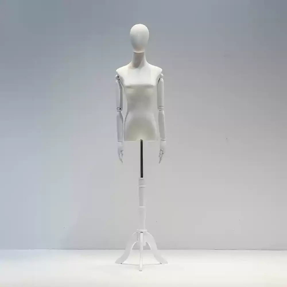 Bridal gown mannequin for wedding dress display and sale at bridal showers in wedding shop- Richenmannequin mannequin supplier (10) Bridal gown mannequin for wedding dress display and sale at bridal showers in wedding shop- Richenmannequin mannequin supplier (8)